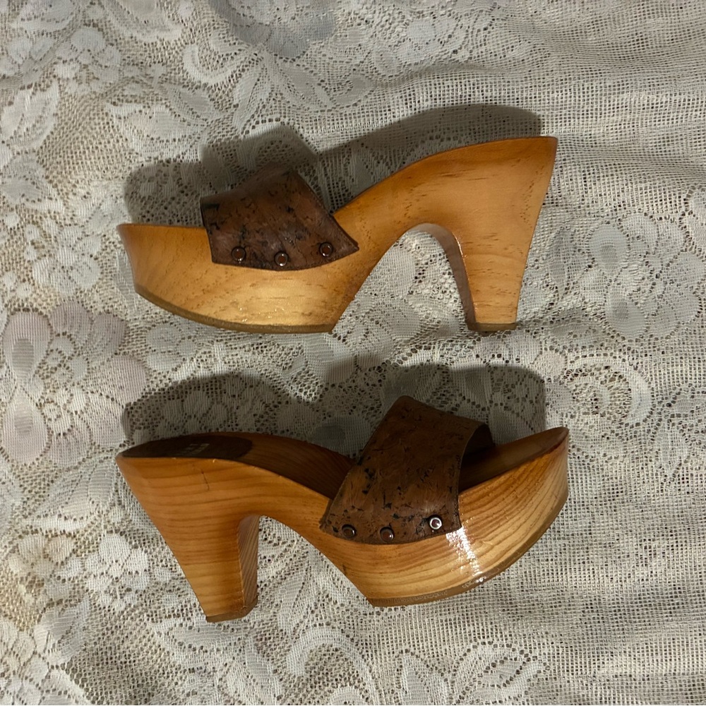 Y2K Stuart Weitzman Patterned Leather Chunky Wooden Platform High Heel Slides